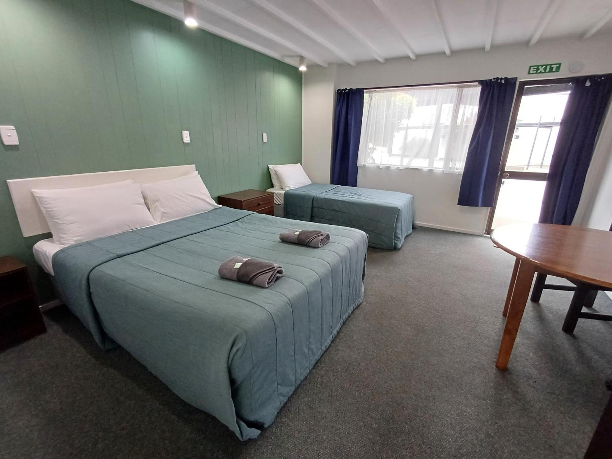 כרייסטצ'רץ' Gothic Heights Motel חדר תמונה