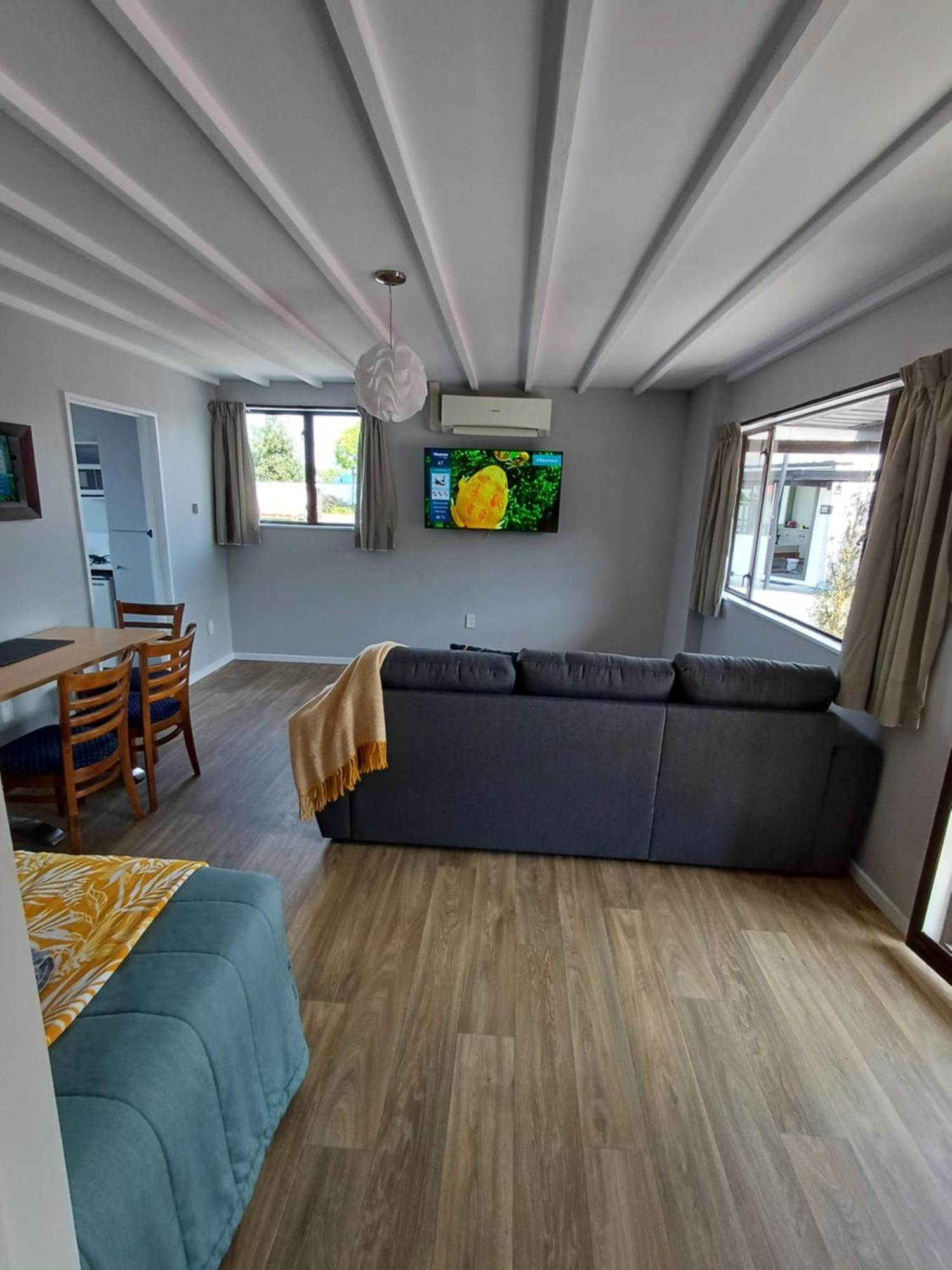 כרייסטצ'רץ' Gothic Heights Motel חדר תמונה