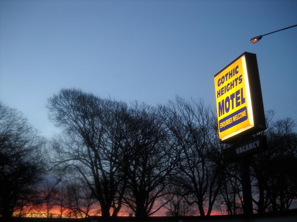 כרייסטצ'רץ' Gothic Heights Motel מראה חיצוני תמונה