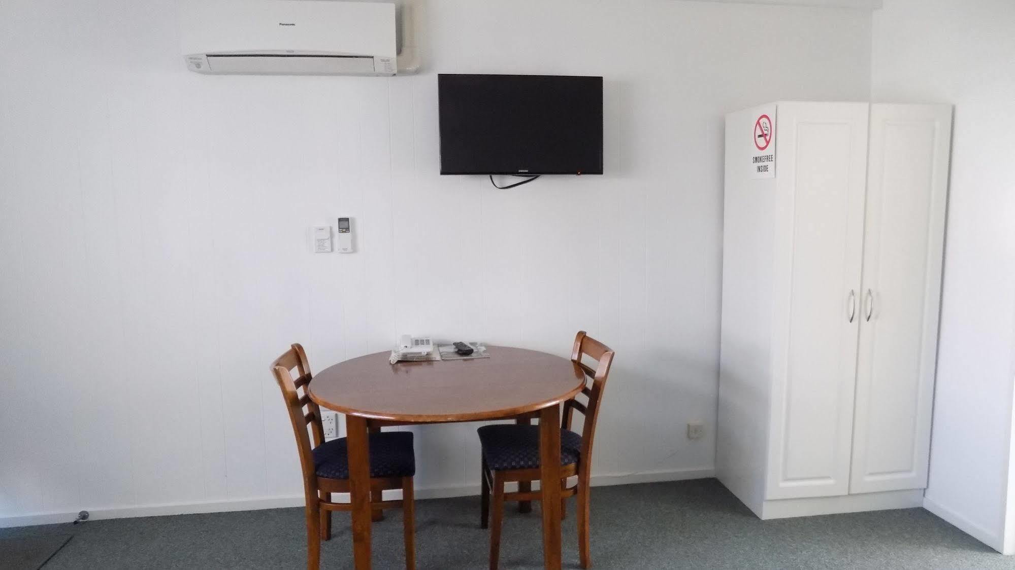 כרייסטצ'רץ' Gothic Heights Motel מראה חיצוני תמונה